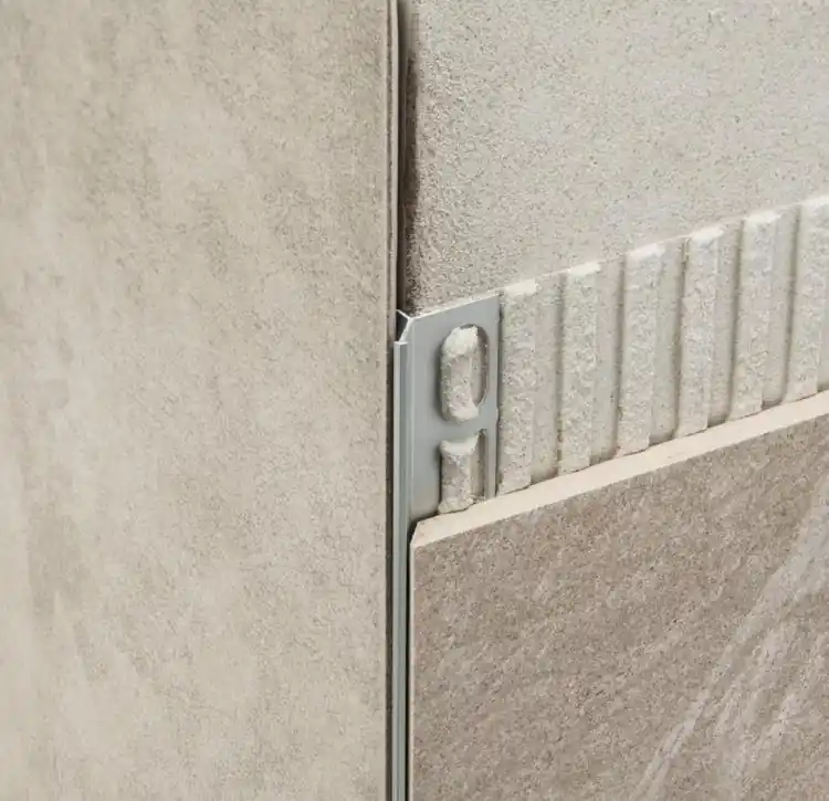 Dokud Zásoby Vydrží IPV/11 - profil pro venkovní roh, délka 270 cm, lakovaný hliník Trend Color Stone Gr. Antracite - šedý antracit (95183)