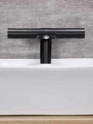 Jet Dryer AIRTAP kulatá - senzorová umyvadlová baterie s vysoušečem rukou, černý lak (Jet Dryer AIRTAP kulatá černá) Must-Have