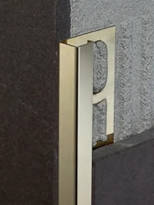 Dokud Zásoby Vydrží ZQKN/8 - profil pro venkovní roh, délka 270 cm, mosaz pochromovaná (90059)