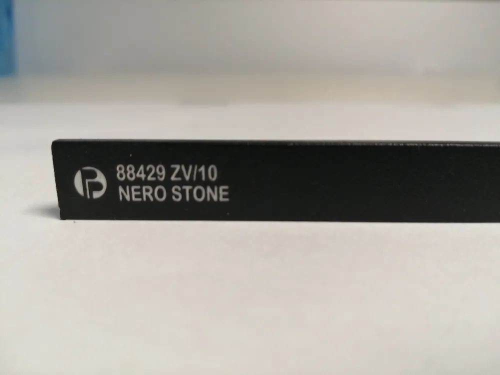 ZV/12,5 - profil pro venkovní roh, délka 270 cm, lakovaný hliník Trend Color Stone Nero St. - černá (88496) Direct Verzonden
