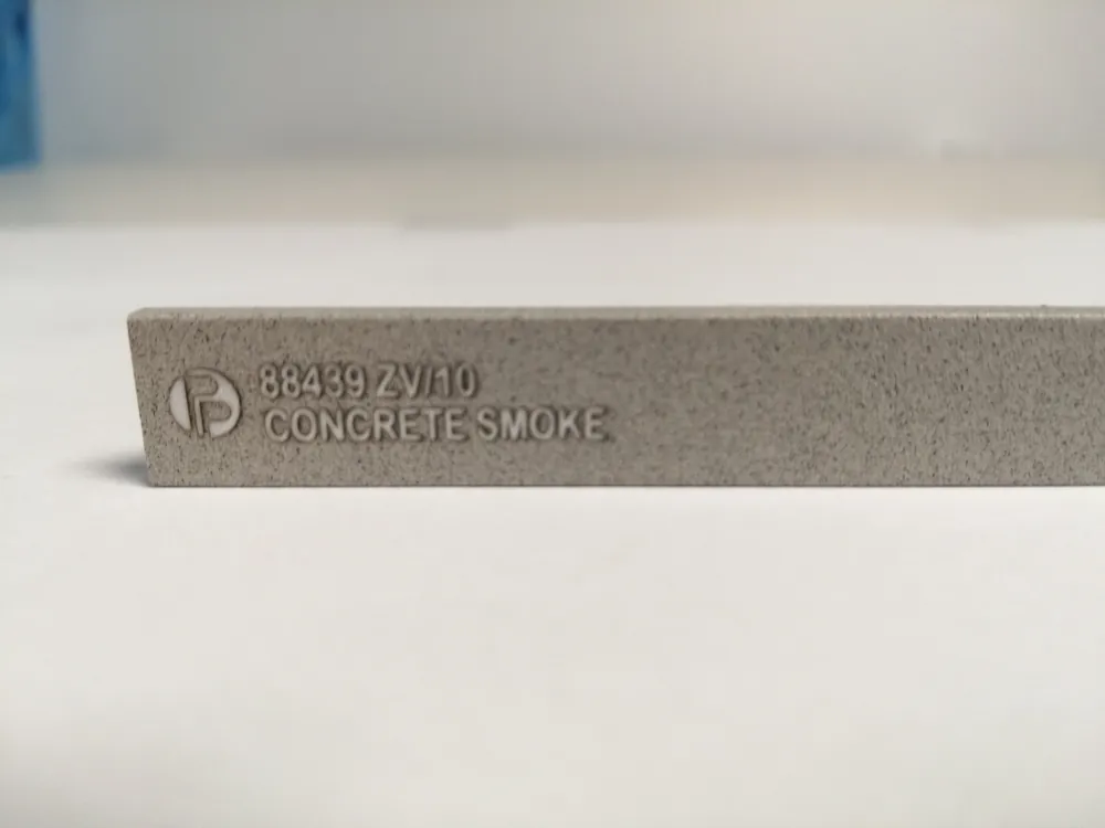 Exclusieve Akce ZV/8 - profil pro venkovní roh, délka 270 cm, lakovaný hliník Trend Color Concrete Smoke (88471)