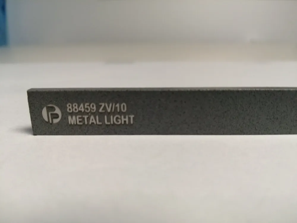 ZV/8 - profil pro venkovní roh, délka 270 cm, lakovaný hliník Trend Color Metal Light (88480) Koopje
