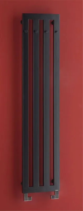Koupelnový radiátor P.M.H. DARIUS S HÁČKY DAH5B - Černá lak, 326 x 1500 mm Dagaanbieding